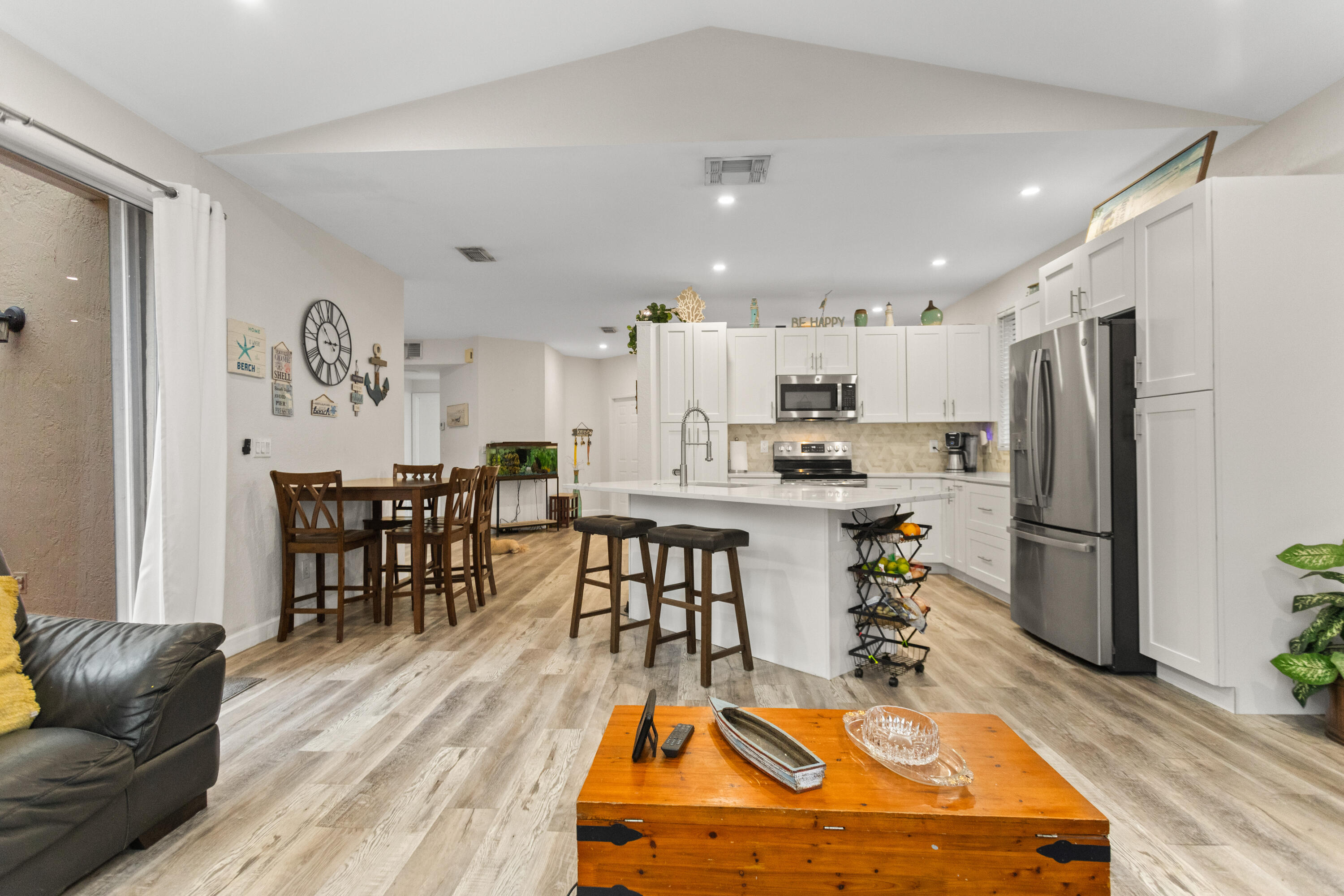 18413 NW 20th Street, Pembroke Pines, FL 33029