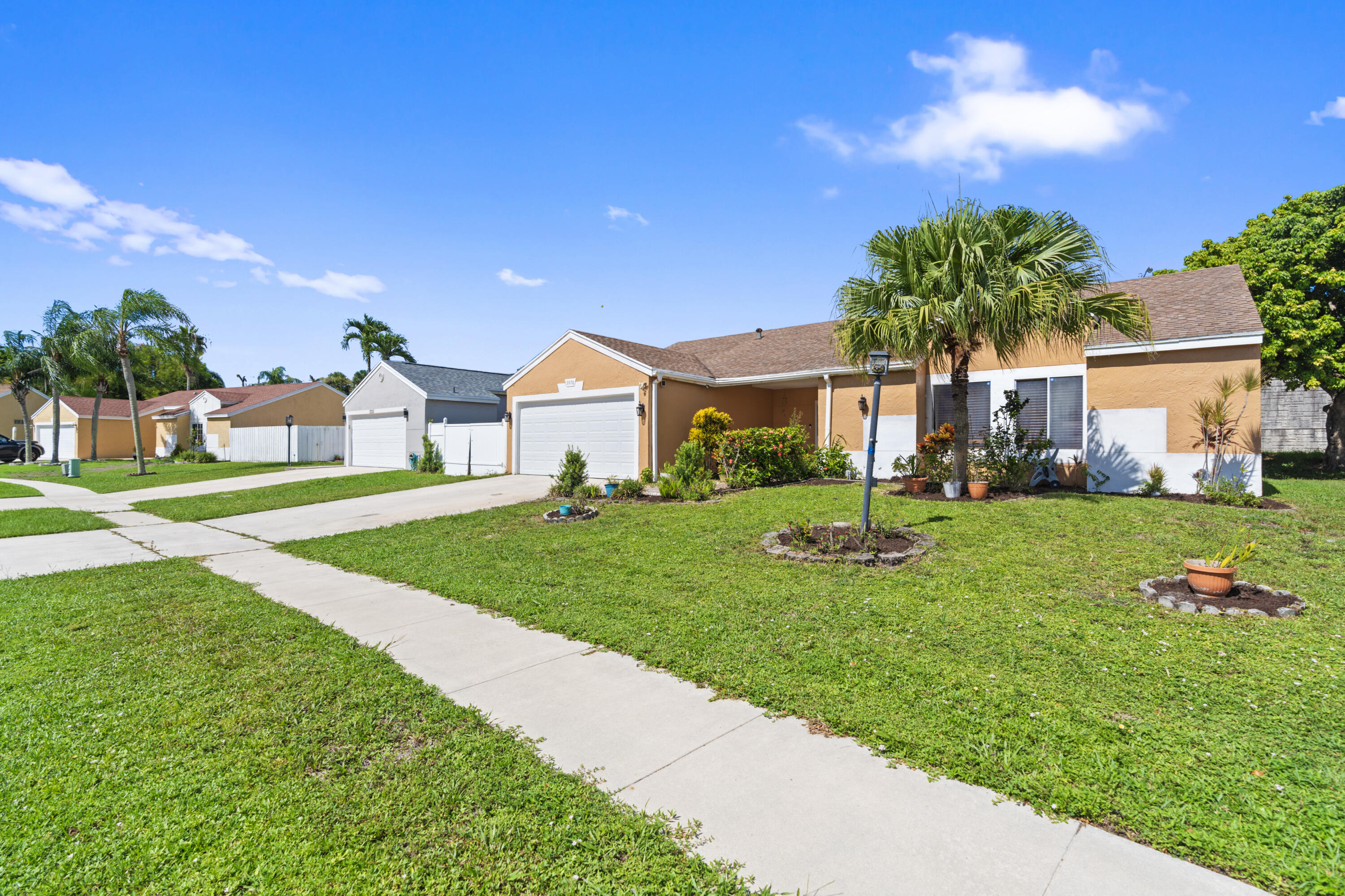 9978 Moss Pond Drive, Boca Raton, FL 33496